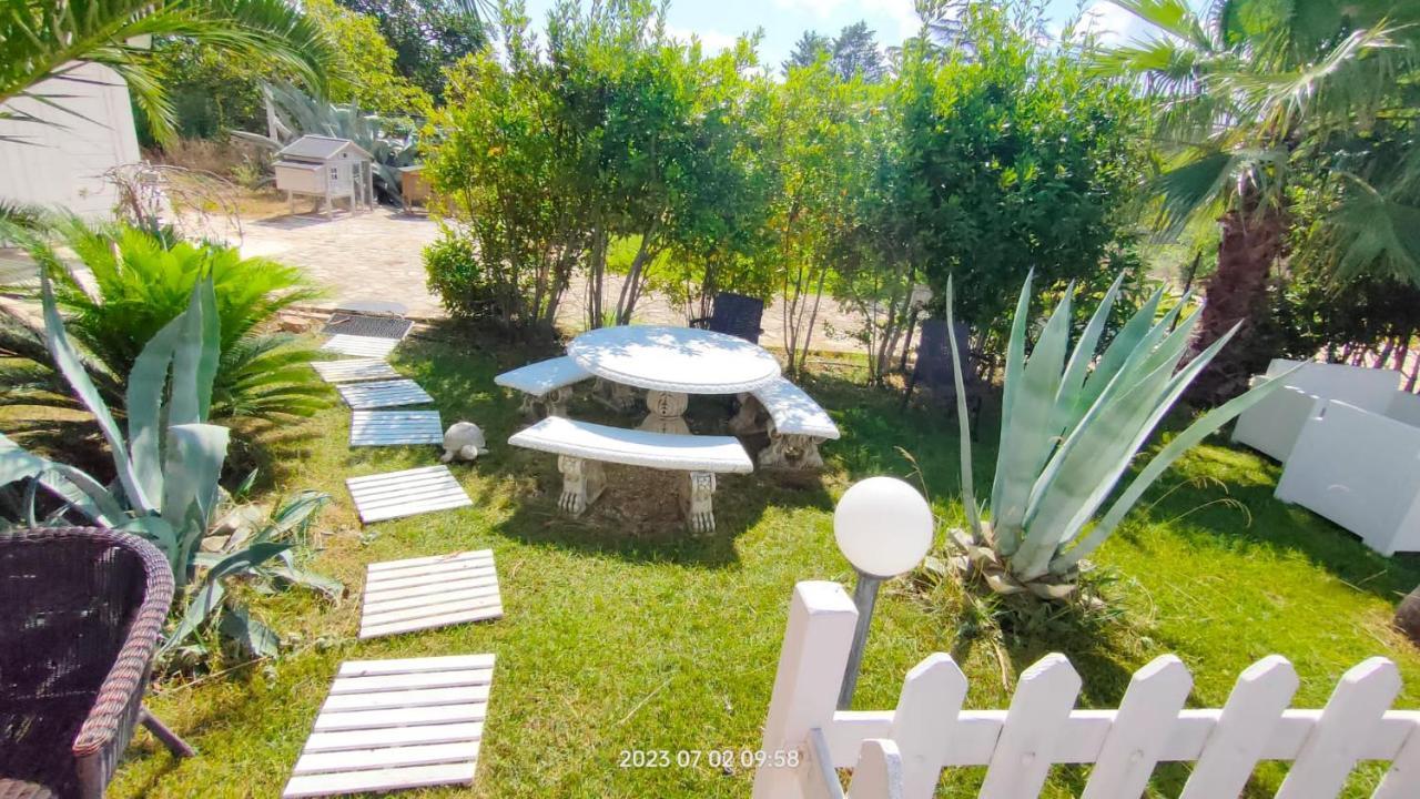 Pupillo Casa Vacanza Villa Francavilla Fontana Eksteriør billede